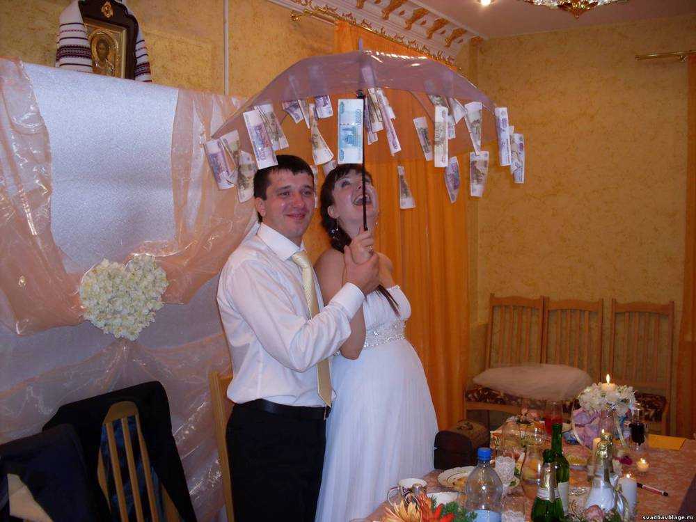 Оловянная свадьба: как поздравляют и что традиционно дарят