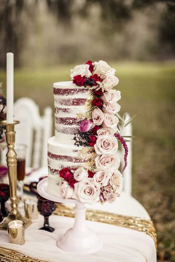 Цветные свадебные торты: фото и советы по выбору цвета