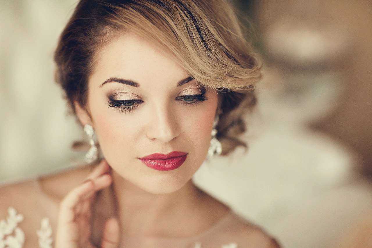 Особенности свадебного макияжа - основные правила и рекомендации по нанесению с фото