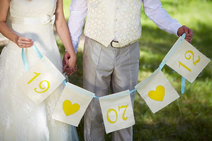Свадебные аксессуары своими руками (78 фото): идеи и мастер-класс по изготовлению декора для свадьбы ручной работы