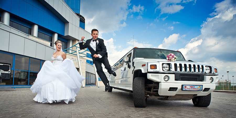Свадебные украшения на машины: виды, советы по выбору, фото