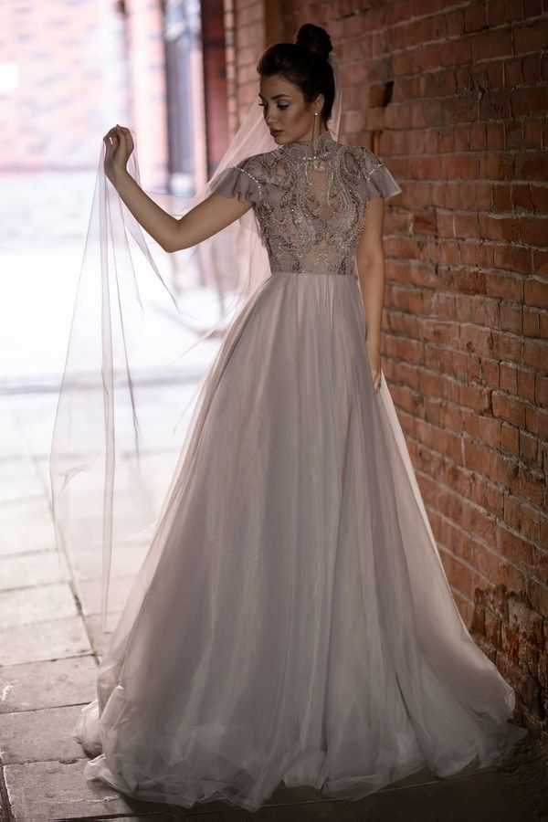 Облегающие свадебные платья: фасоны и фото
