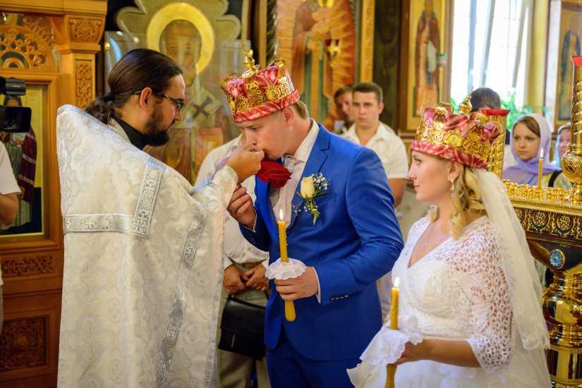 Правила венчания в церкви: стоимость и что нужно для православного обряда