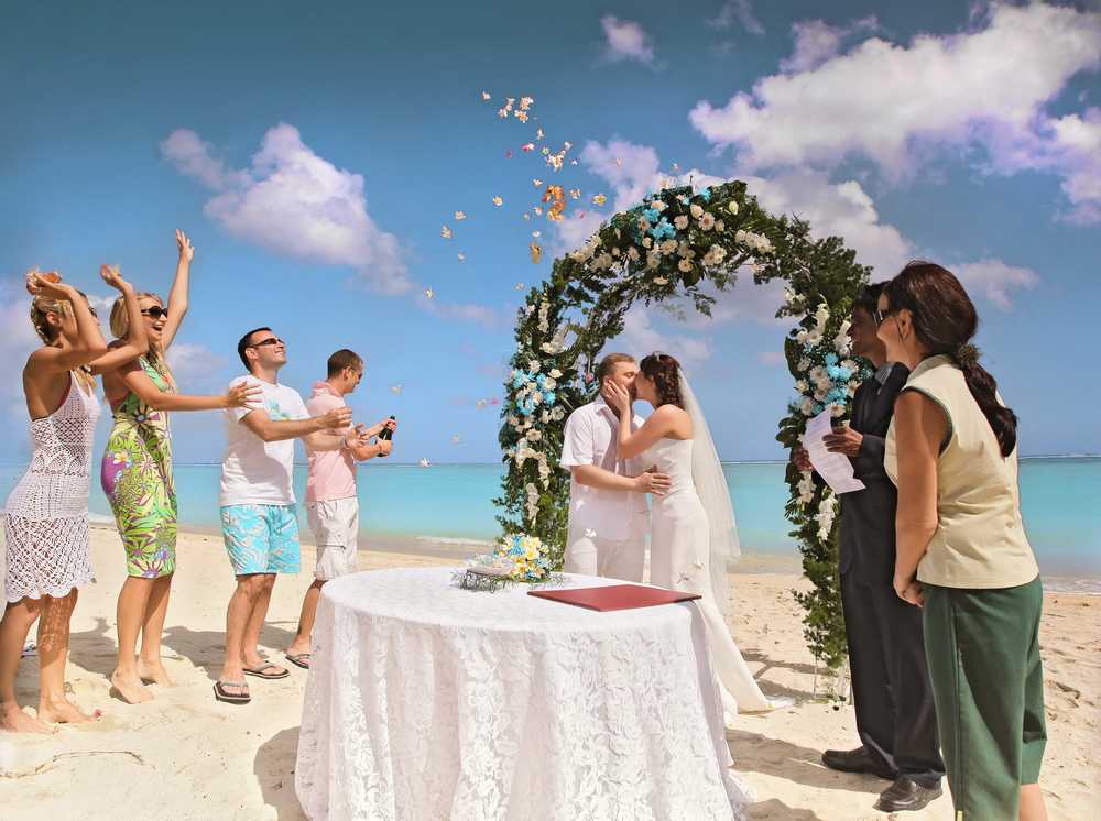 Символические свадебные церемонии за границей - подходящие страны, советы по организации, цены, фото и видео