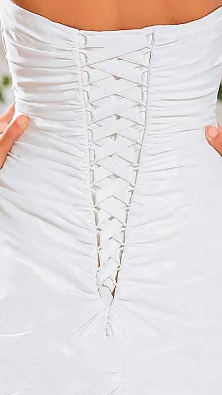 Практика: как зашнуровать свадебное платье