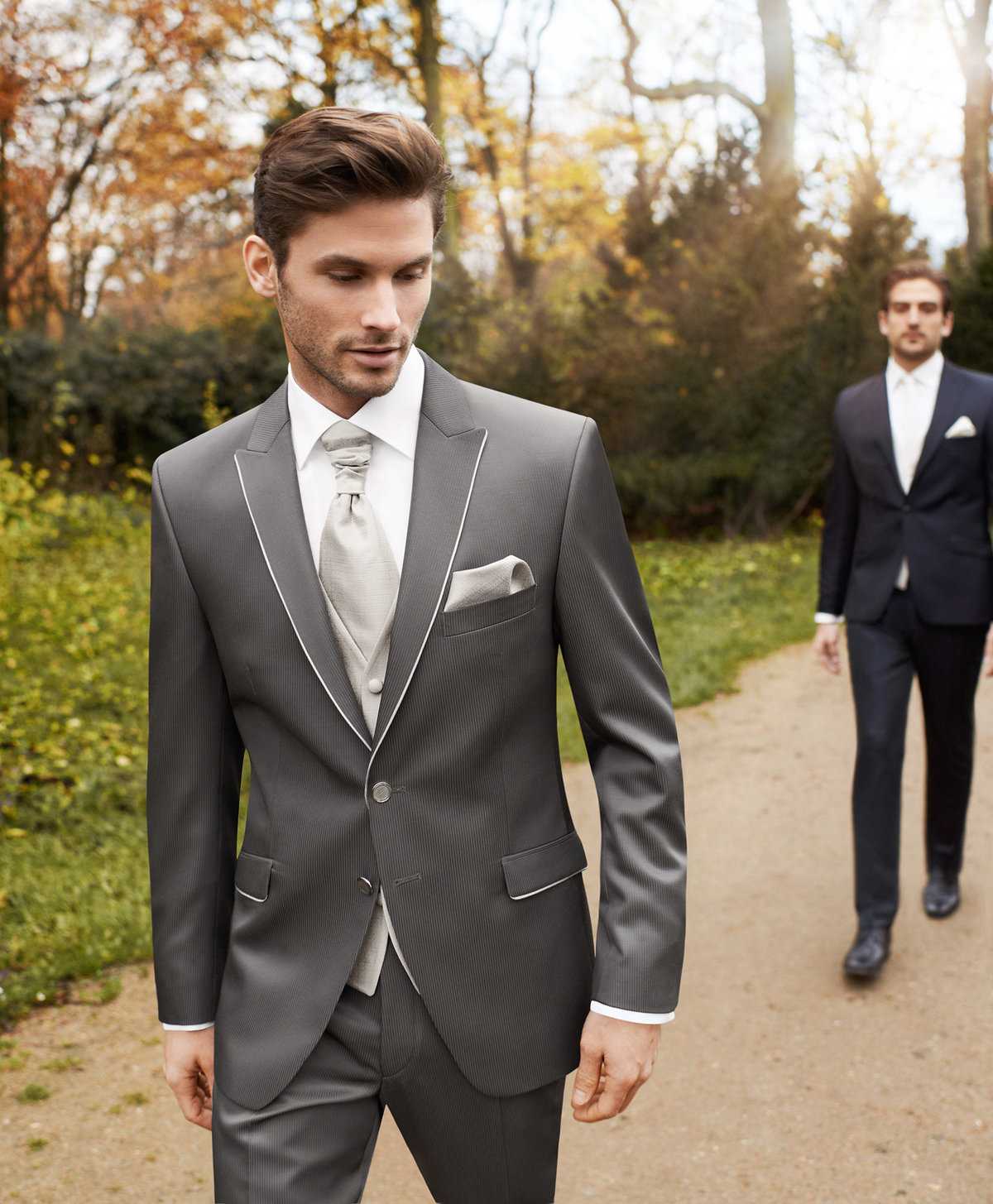 Как выбрать мужской костюм на свадьбу жениху в [2019] – цвет & фасон