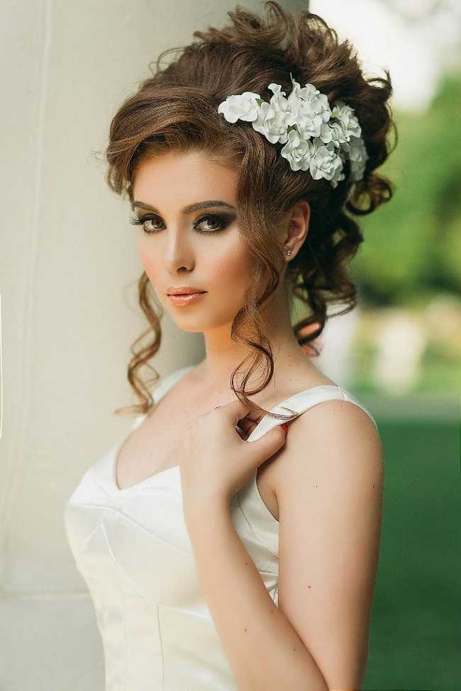 Топ-10 самых модных и красивых свадебных причесок для невесты в сезоне 2020-2021: фото подборка