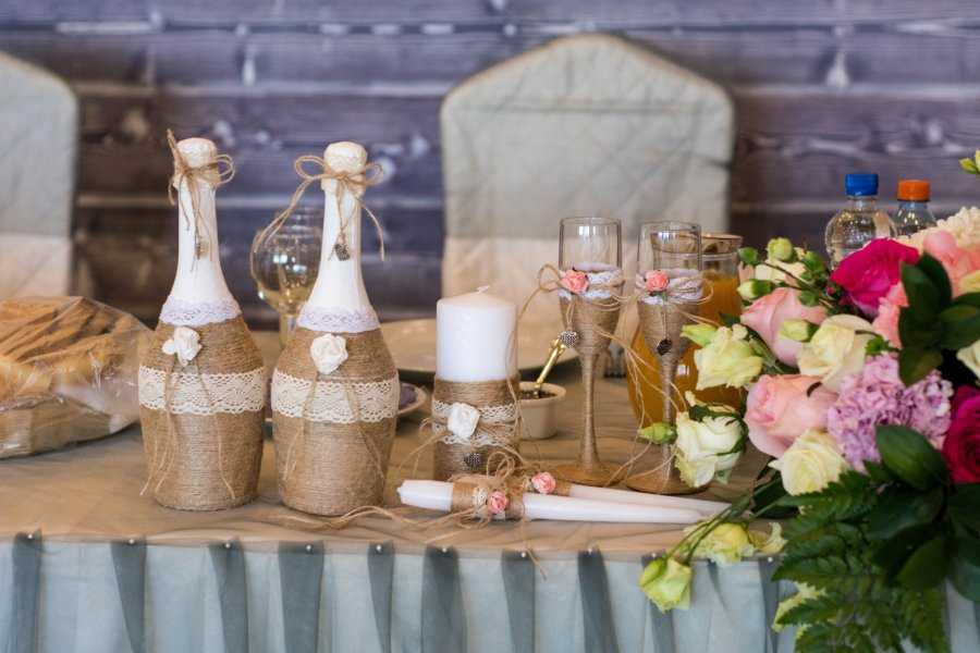 Свадьба в стиле рустик — оформление зала ? в [2019] с фото деревянных украшений