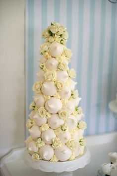 Традиция разрезания свадебного торта и обычаи | свадьбаfun - все о свадьбе: статьи и полезная информация