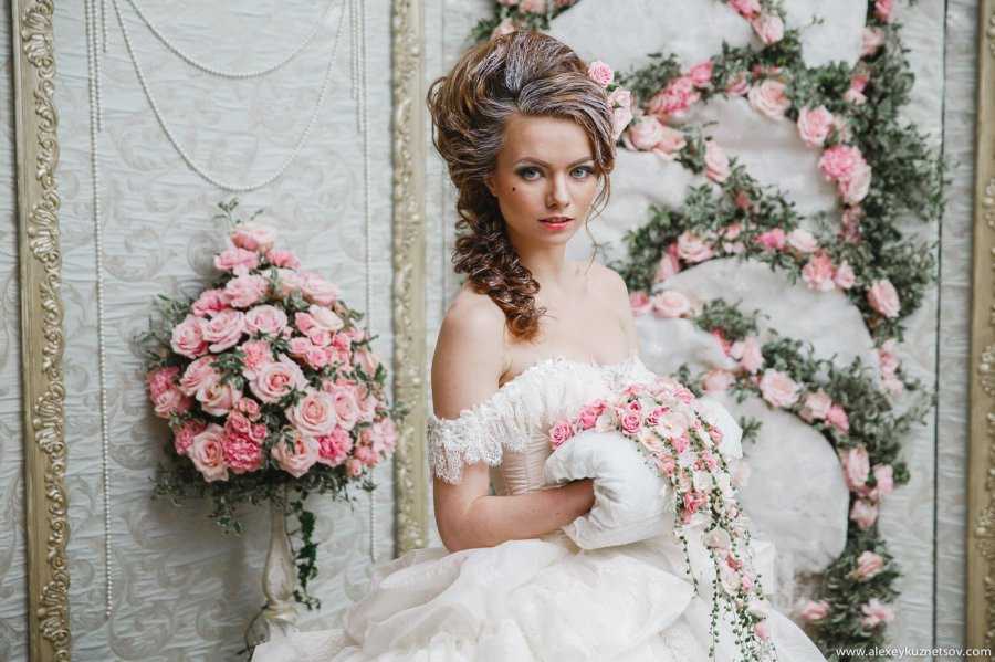 Свадьба в стиле «павлинье перо»: роскошно и необычно