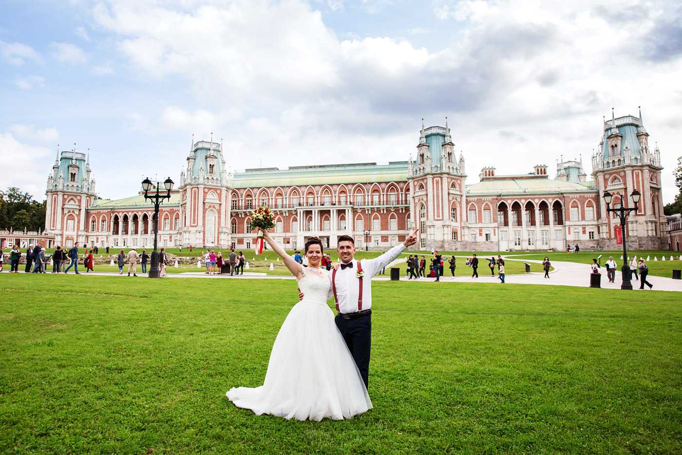 Свадебная фотосессия в студии: топ 5 популярных площадок москвы