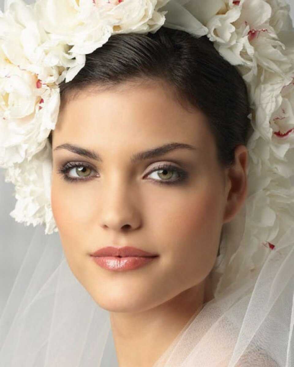 Как сделать свадебный макияж самой