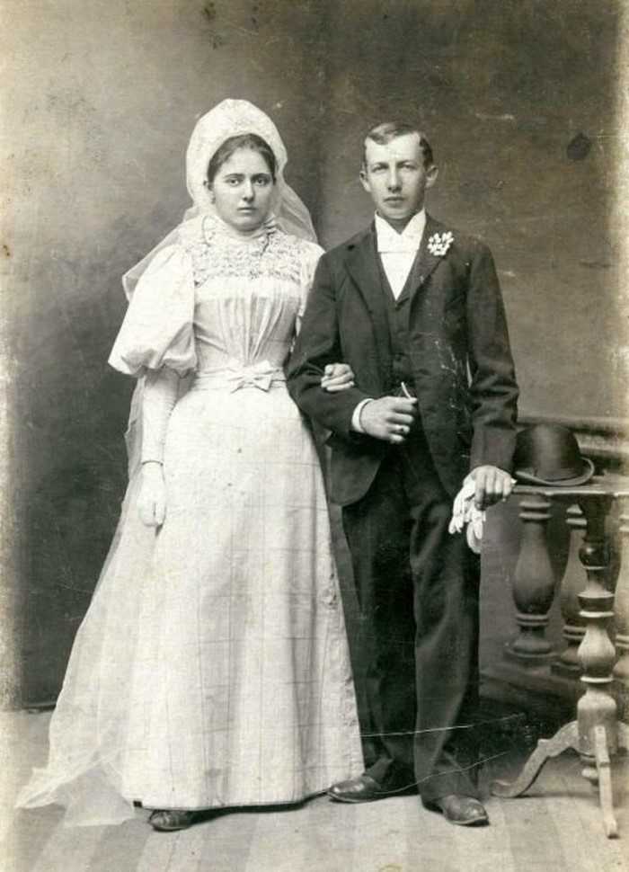 Свадебные платья для венчания: каким оно должно быть? примеры нарядов, соответствующих церковным канонам