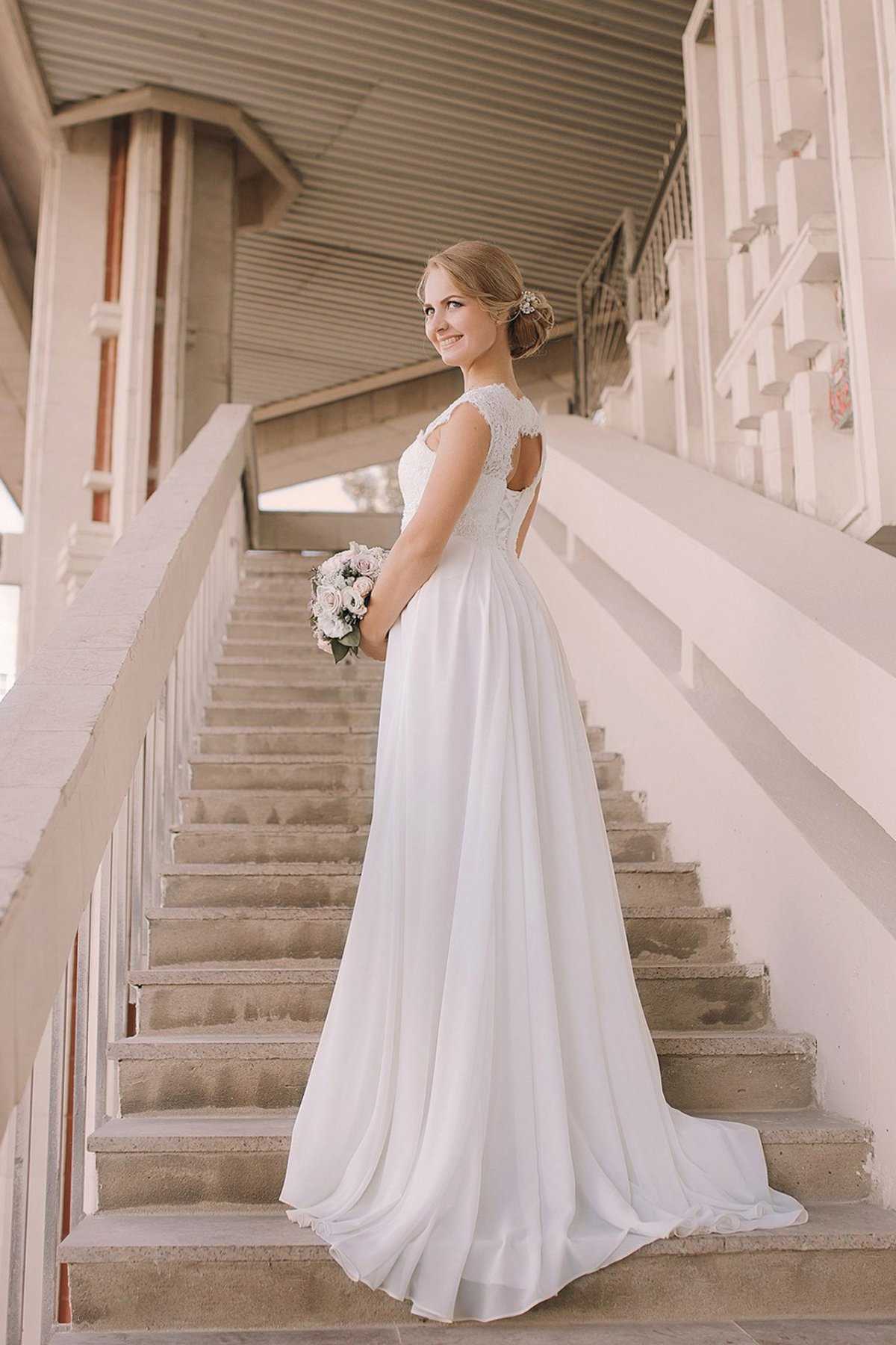 Голубое свадебное платье: оттенки, фасоны, секреты выбора, фото