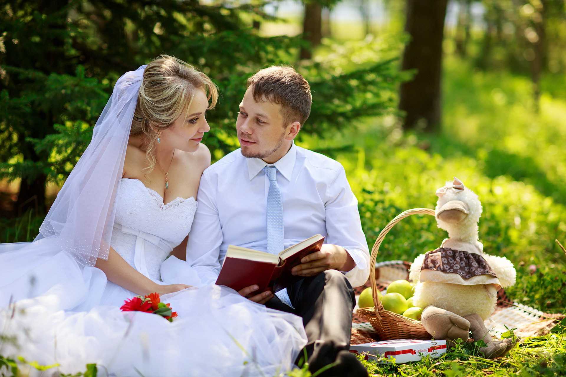 Свадьба в мае: приметы и особенности празднования свадьбы