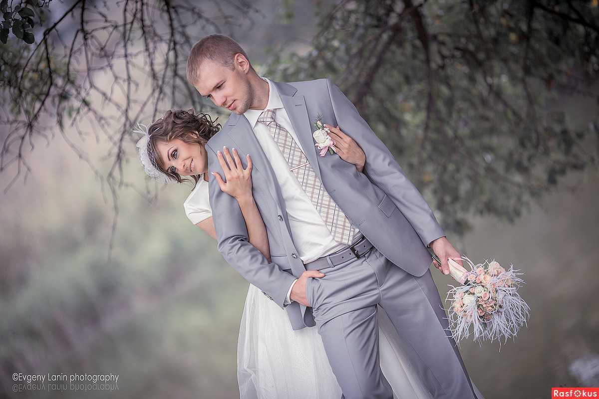 Позы для свадебной фотосессии - фото, схемы и видео