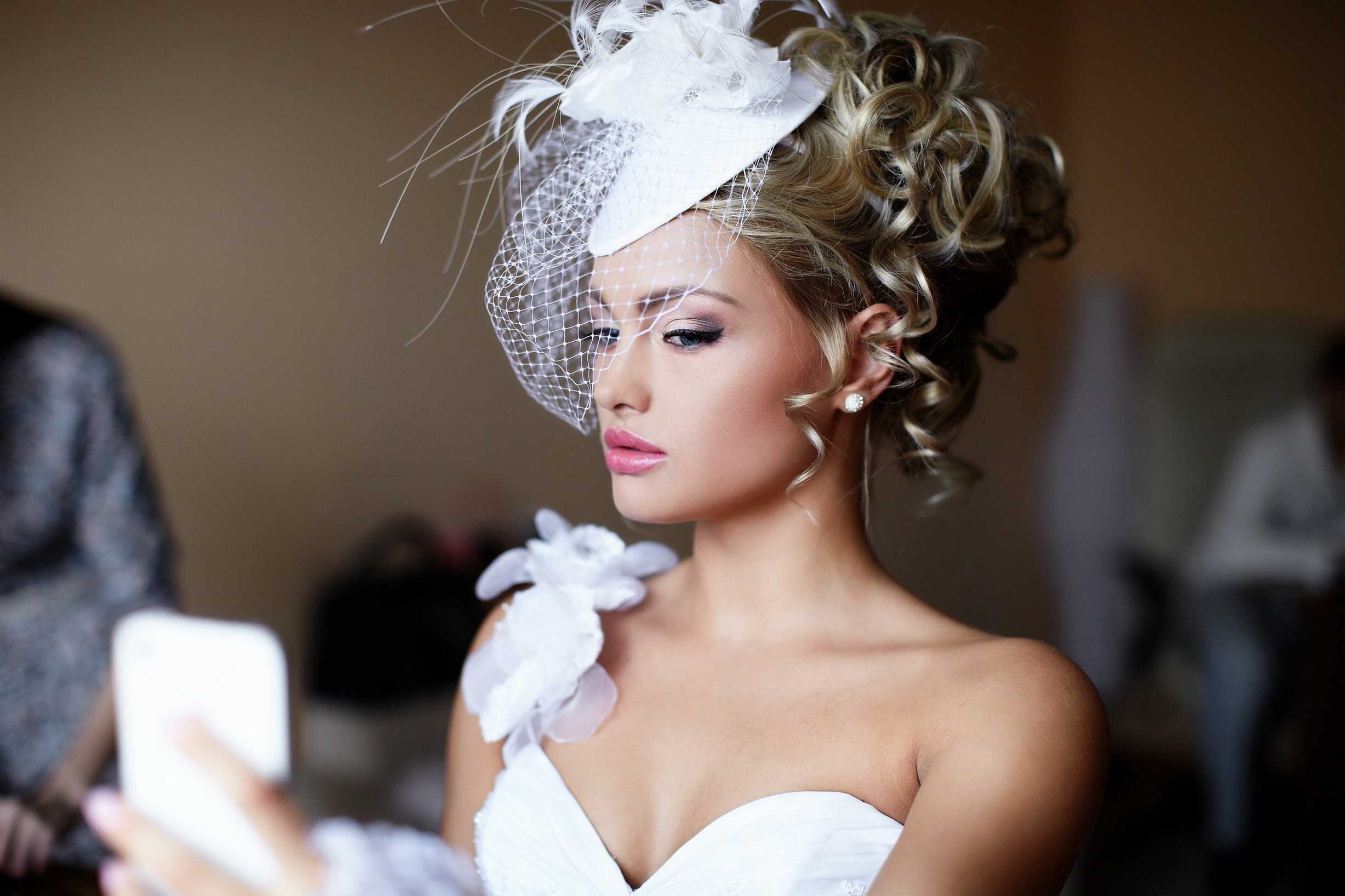 Стиль невесты 2020: 95 советов по прическе и макияжу