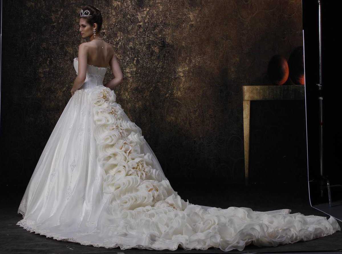 Платье на свадьбу в качестве гостя: лучшие модели нарядных и красивых с фото