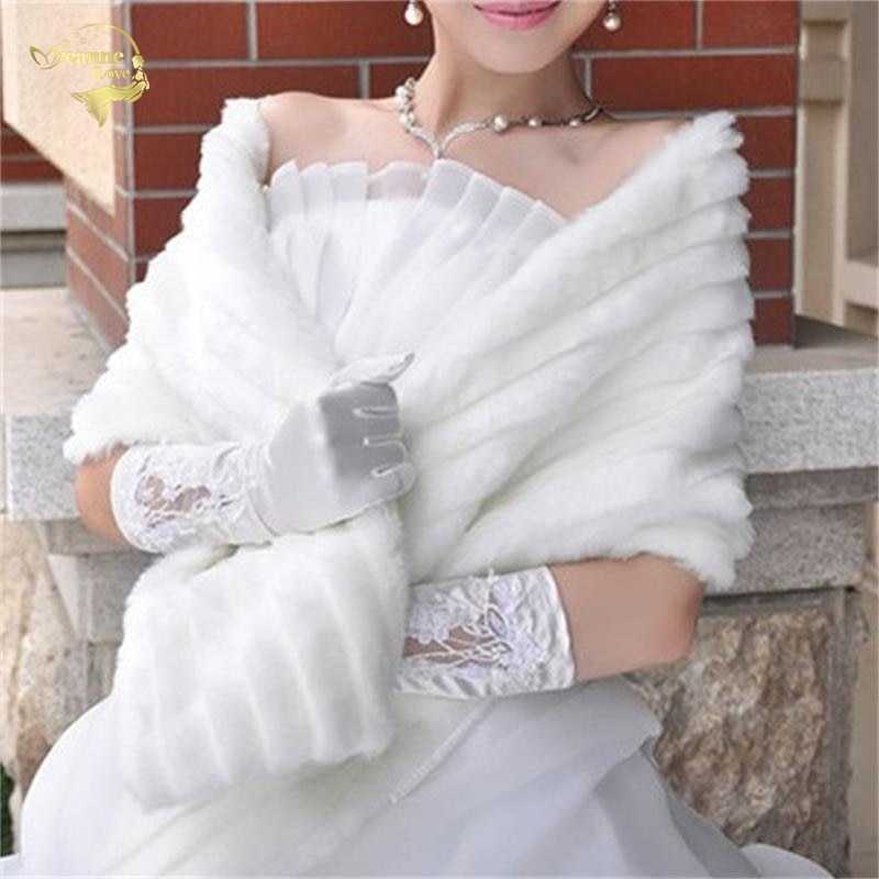 Свадебный палантин - популярные модели варианты сочетания с нарядом невесты с фото