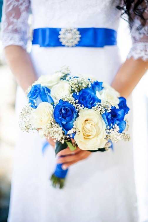 Букет невесты к синему платью