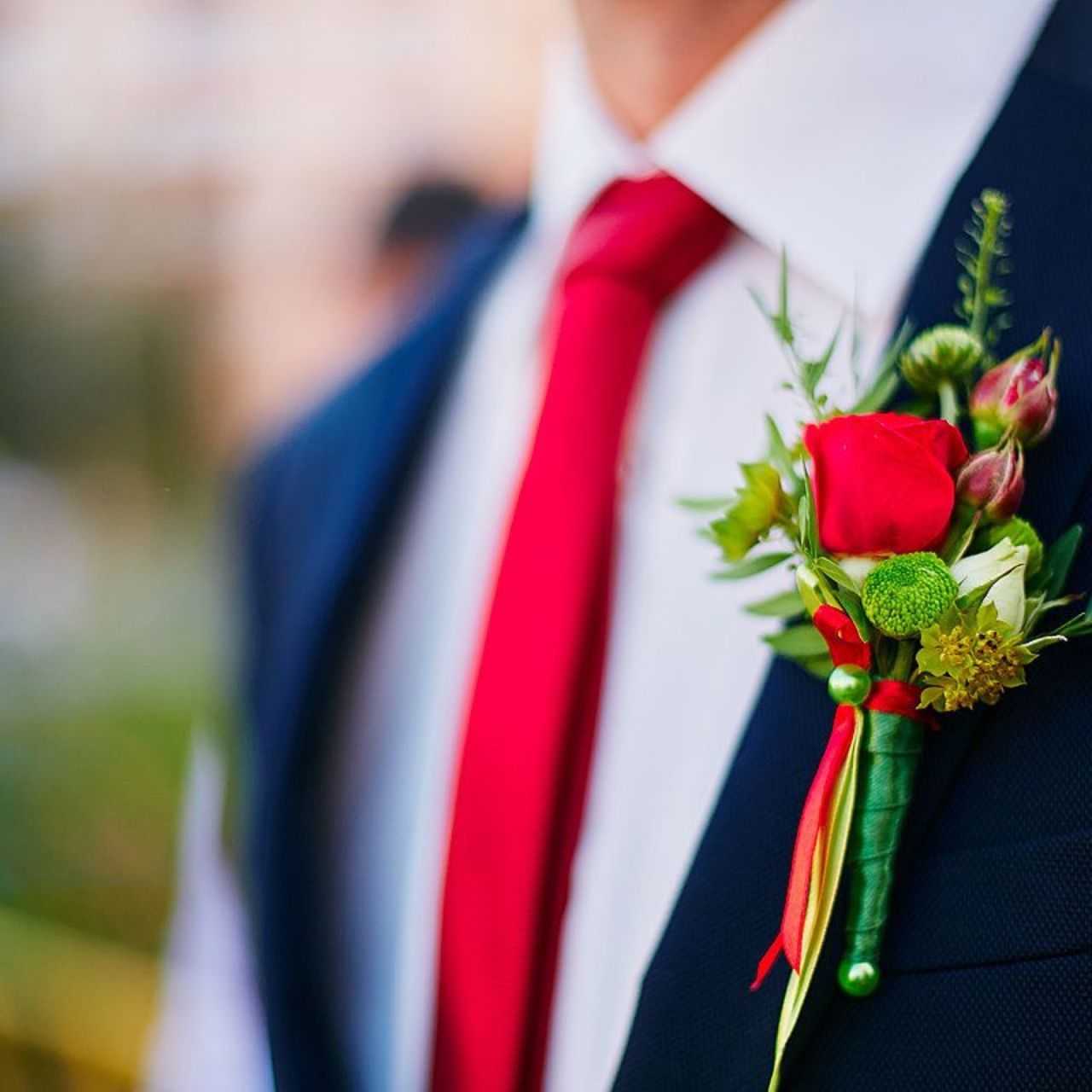 Свадебный костюм жениха 2020: стильный и современный образ мужчины