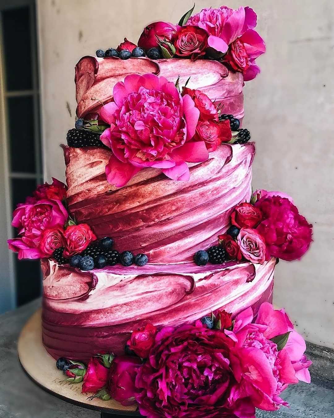 Кремовый свадебный торт: красивые варианты оформления и советы по выбору