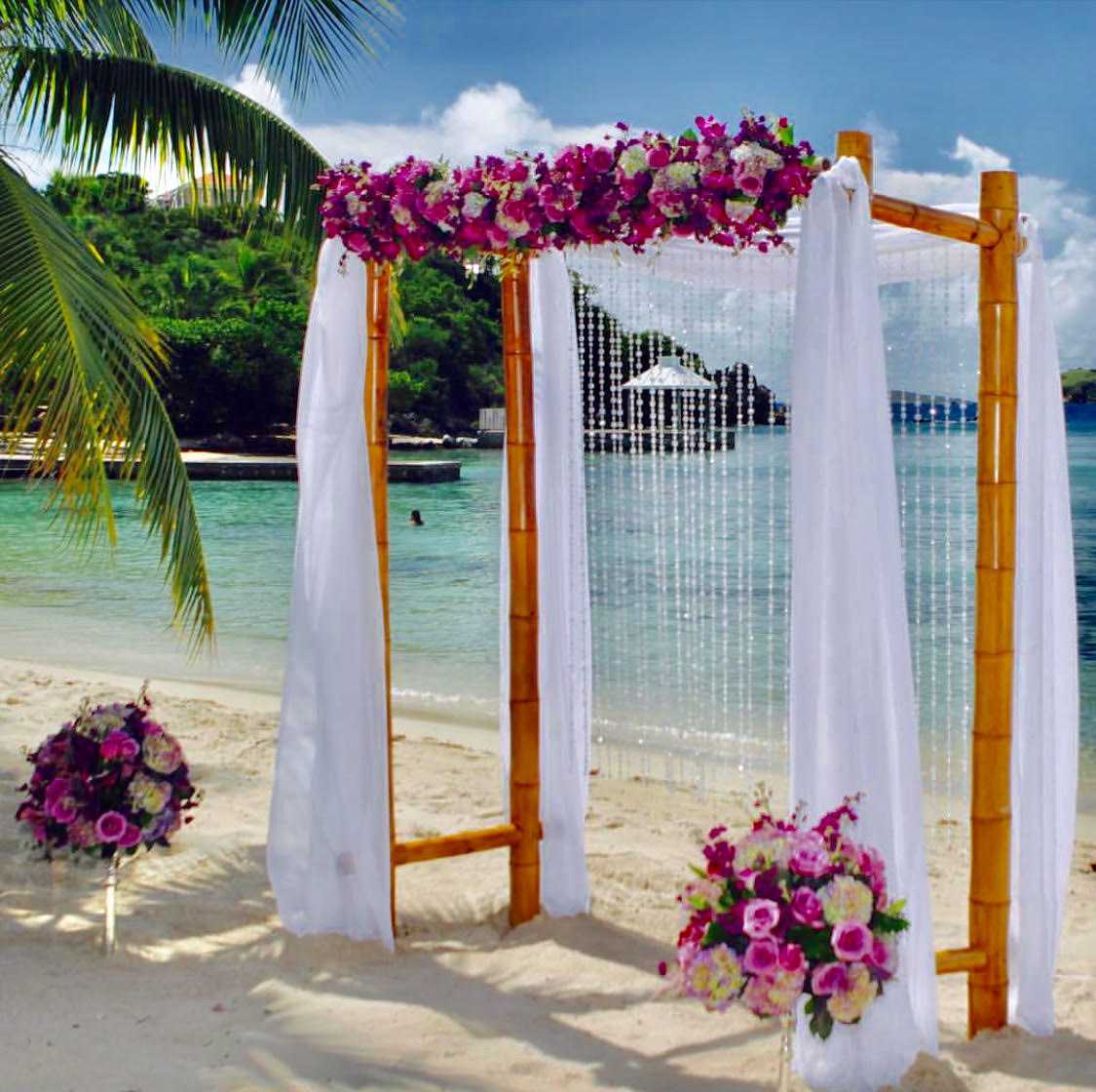 Свадебная арка: идеи для украшения арки для выездной регистрации (40 фото)