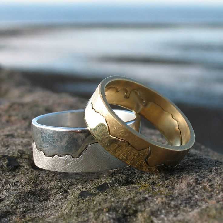 Необычные обручальные кольца (48 фото): красивые свадебные парные модели самого оригинального дизайна из серебра и золота