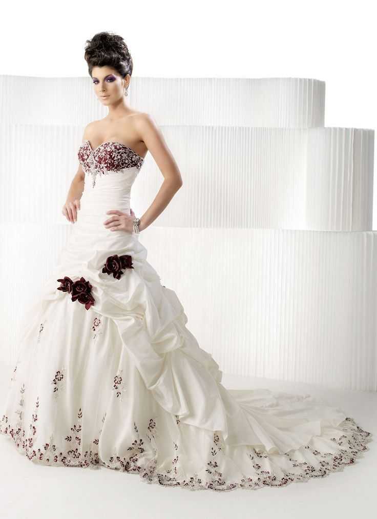 Свадебное платье из парчи: красивые фасоны и модели