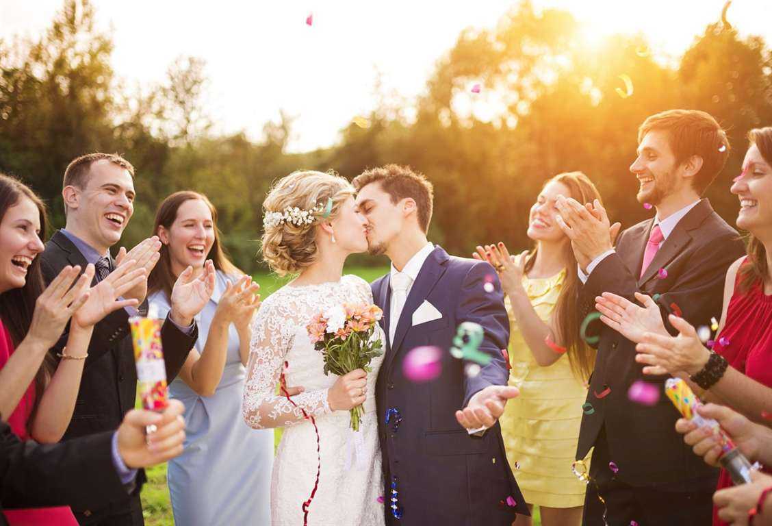 Свадебный ресурс :: статьи :: почему на свадьбах кричат «горько!»?