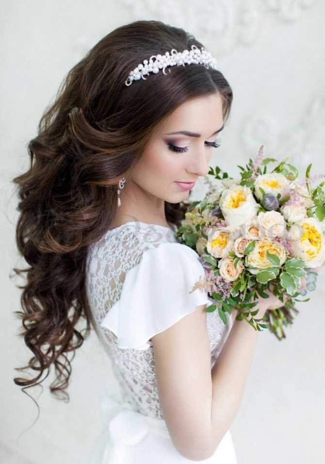 Современные свадебные прически для невест на длинные волосы