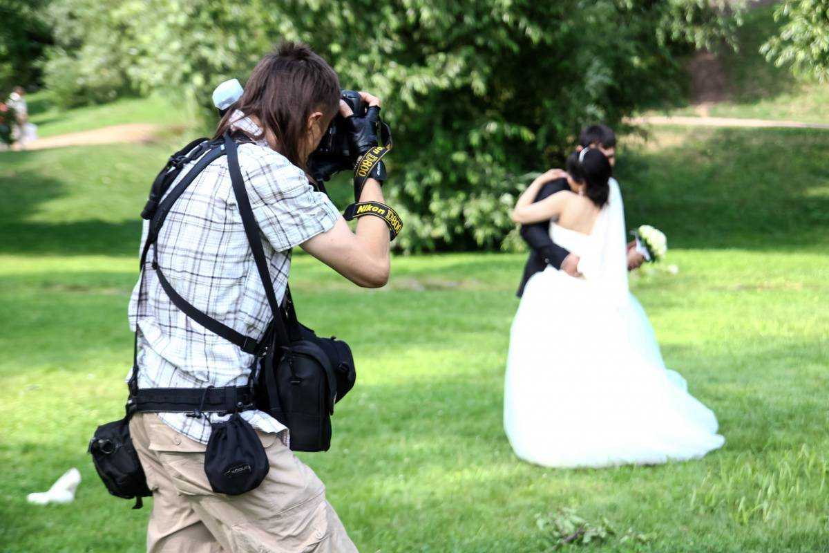 Как выбрать видеооператора на свадьбу, нужен ли видеооператор на свадьбу, как правильно производить видеосъёмку свадьбы