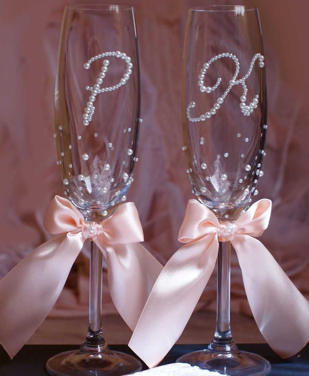 Как покрасить бокалы на свадьбу. свадебные бокалы своими руками, декор — фото примеров