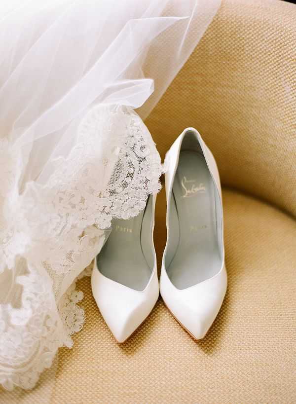 Свадебная женская обувь - свадебные туфли
