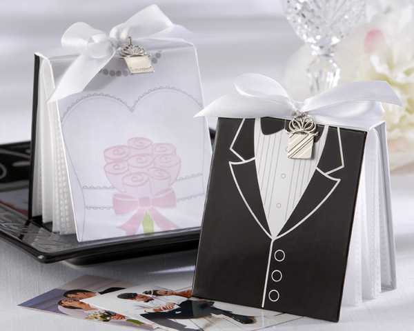 Что можно подарить мужу на бумажную свадьбу. топ самых оригинальных подарков на 2 годовщину