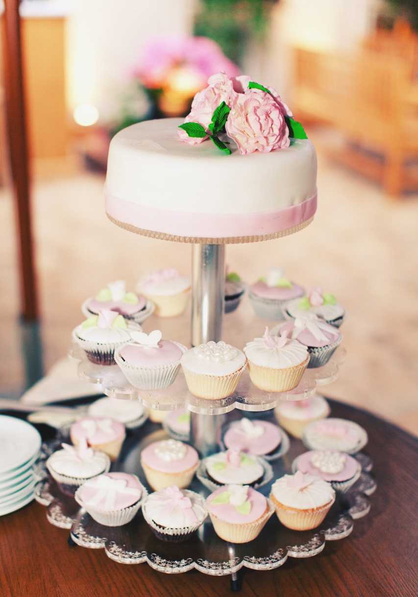Вынос свадебного торта: организация и идеи