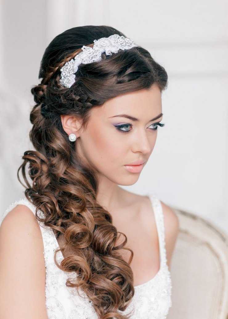 Свадебные прически с диадемой – лучшие идеи на длинные, средние и короткие волосы