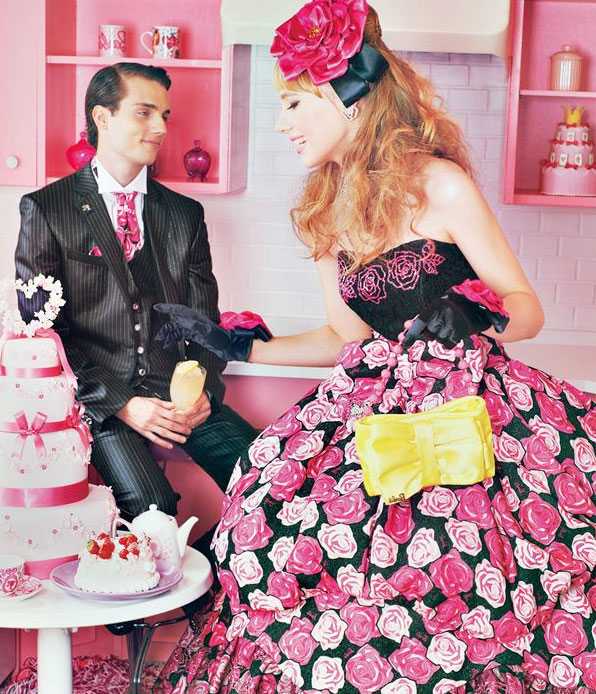 Тем кто не торопится прощаться с детством придется по душе свадьба в стиле Барби Волшебный и трогательный праздник надолго запомнится молодоженам и гостям как яркое незабываемое событие в бело-розовых тонах